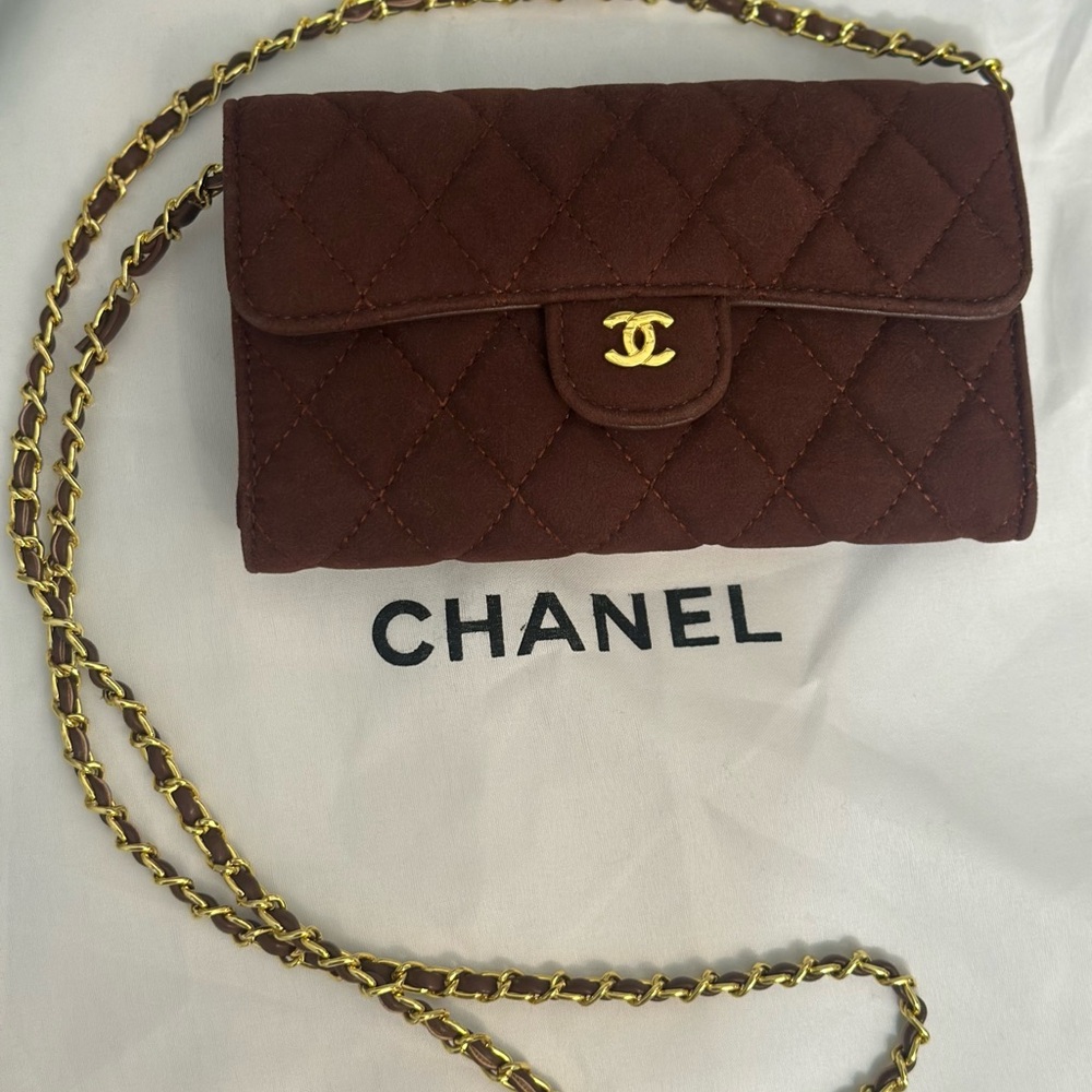 Chanel suede wallet on chain - Picture 2 of 11